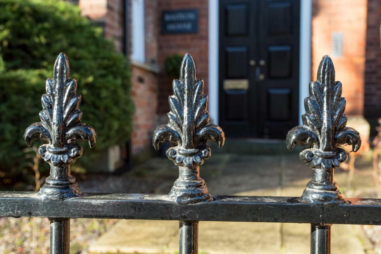 Stylish Apartment Close To Gloucester Quays & Docks Bagian luar foto